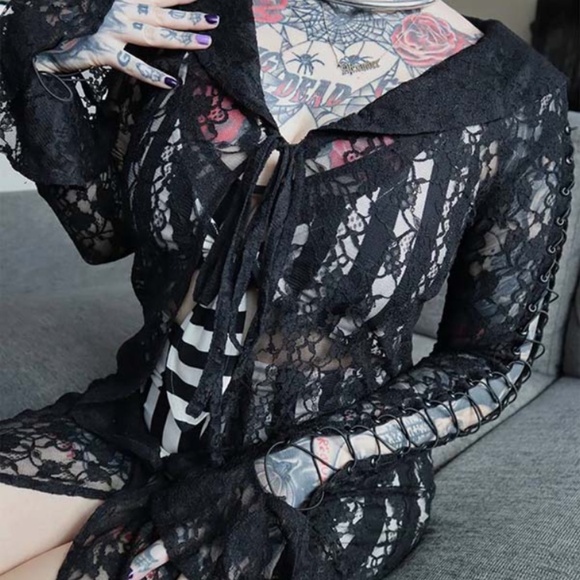 Forest Ink Solstice Duster, Witchy Lace Shawl - Picture 5 of 11